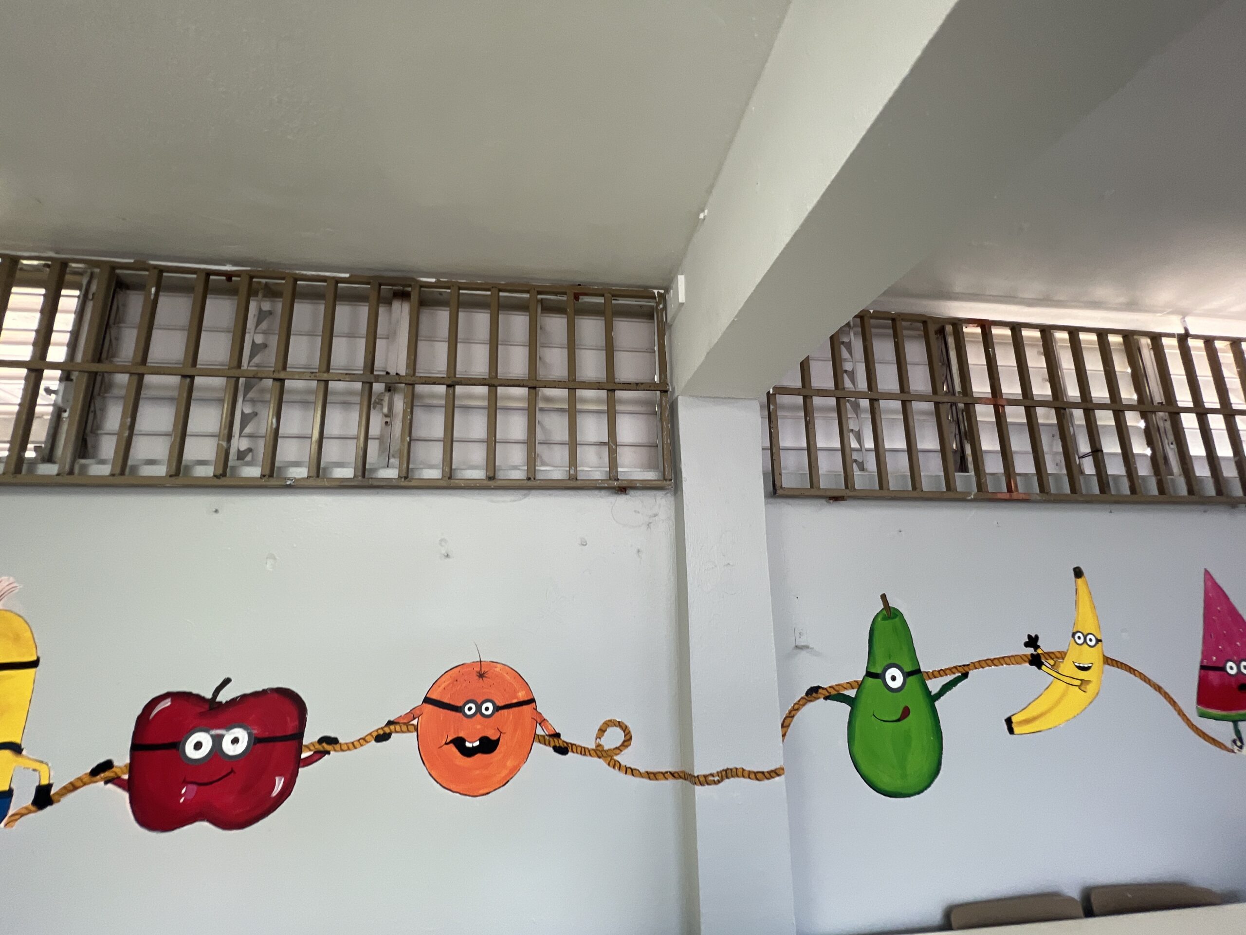 Short Column example on a school in Puerto Rico